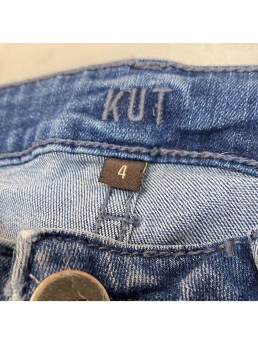 Kut From The Kloth Womens Distressed Blue Denim Jeans Size 4 Mid-Rise Casual Sty - Picture 4 of 7